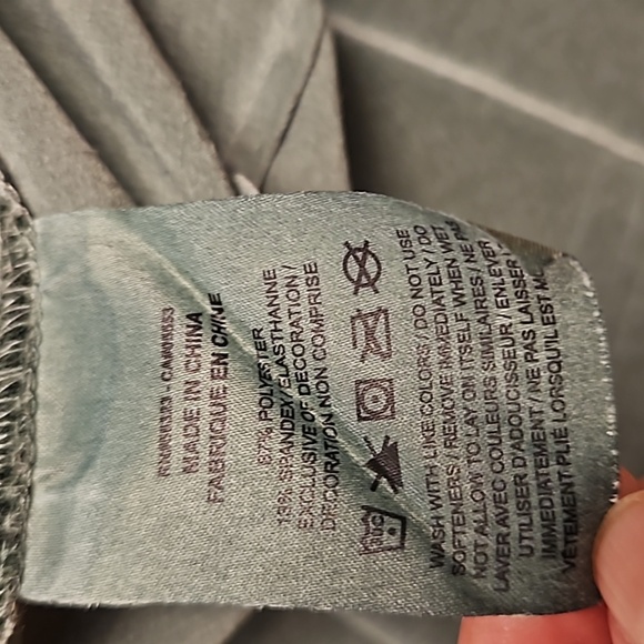 Nike Dri-fit standard fit cargo windbreaker joggers within drawstring sz.M - Picture 7 of 9